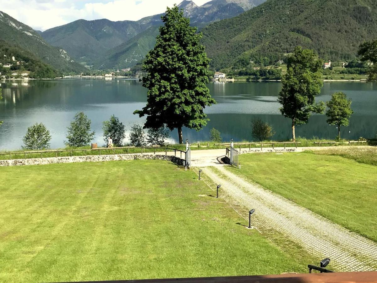 Belvilla By Oyo Villa Etti Bilo - Fronte Lago Моліна-ді-Ледро Екстер'єр фото