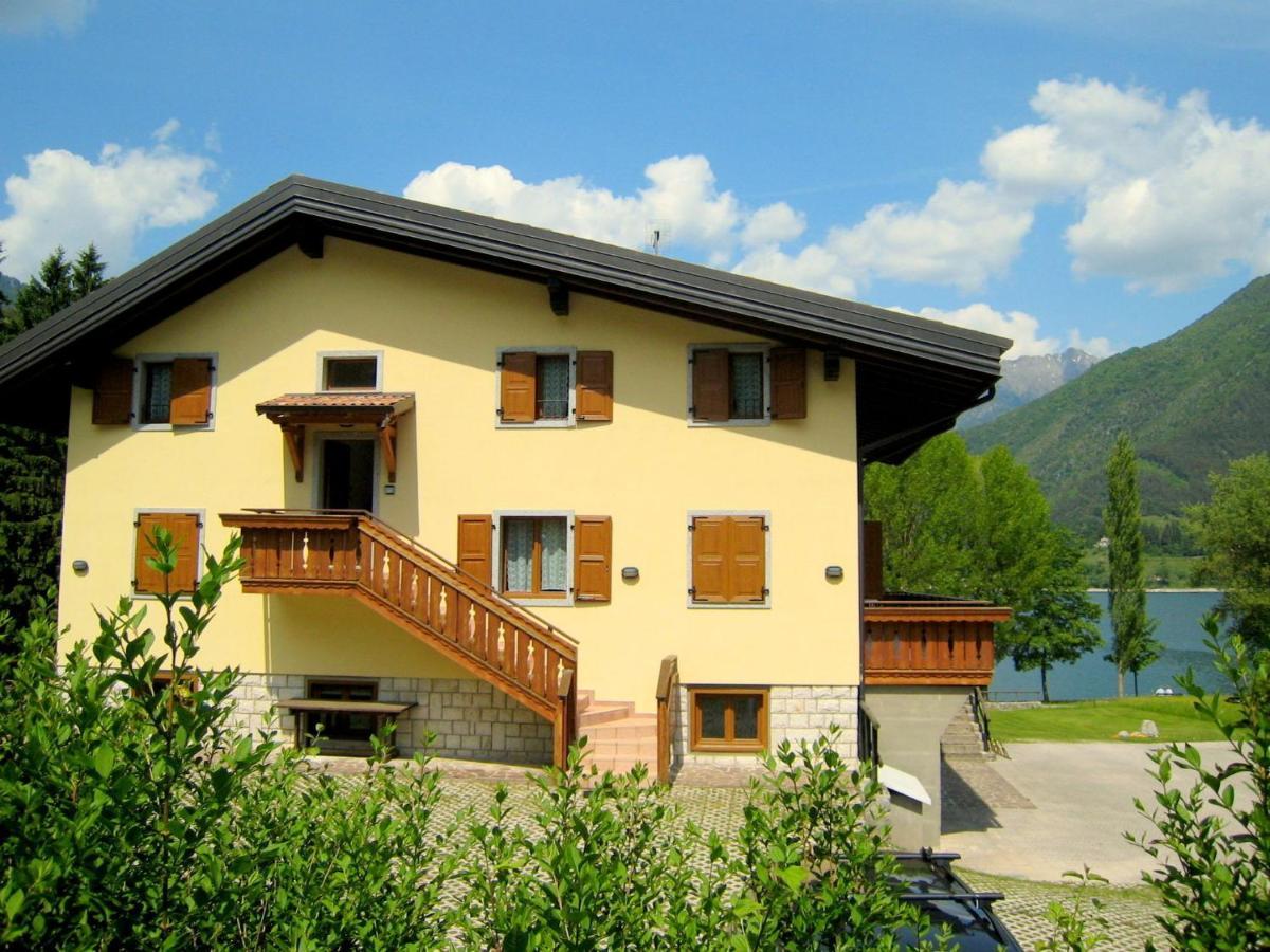 Belvilla By Oyo Villa Etti Bilo - Fronte Lago Моліна-ді-Ледро Екстер'єр фото